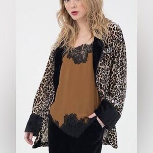 Gold Hawk Silk Leopard Print Blazer